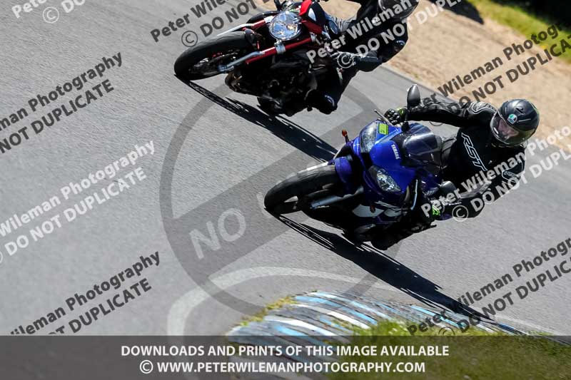 enduro digital images;event digital images;eventdigitalimages;lydden hill;lydden no limits trackday;lydden photographs;lydden trackday photographs;no limits trackdays;peter wileman photography;racing digital images;trackday digital images;trackday photos